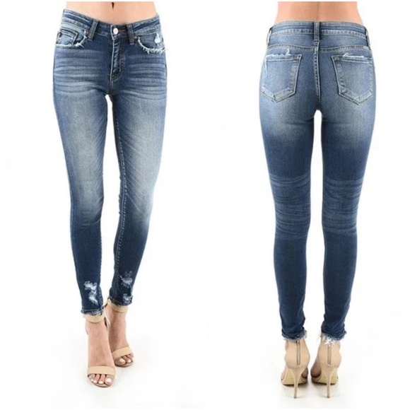 KanCan Mid Rise Super Skinny Distressed Dark Wash Denim Jeans - Picture 1 of 13